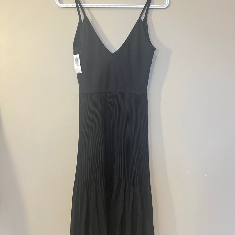 Wilfred Black Pleated Midi Dress